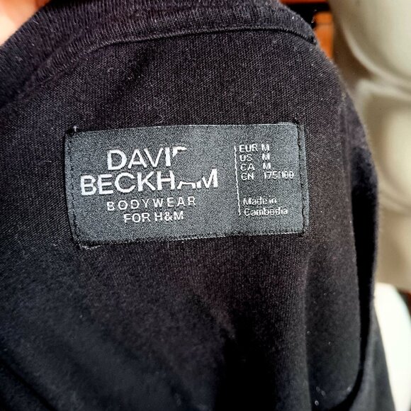 Men's Medium T-shirt David Beckham Bodywear For H&M Black Athletic Fit T-Shirt - Picture 5 of 5